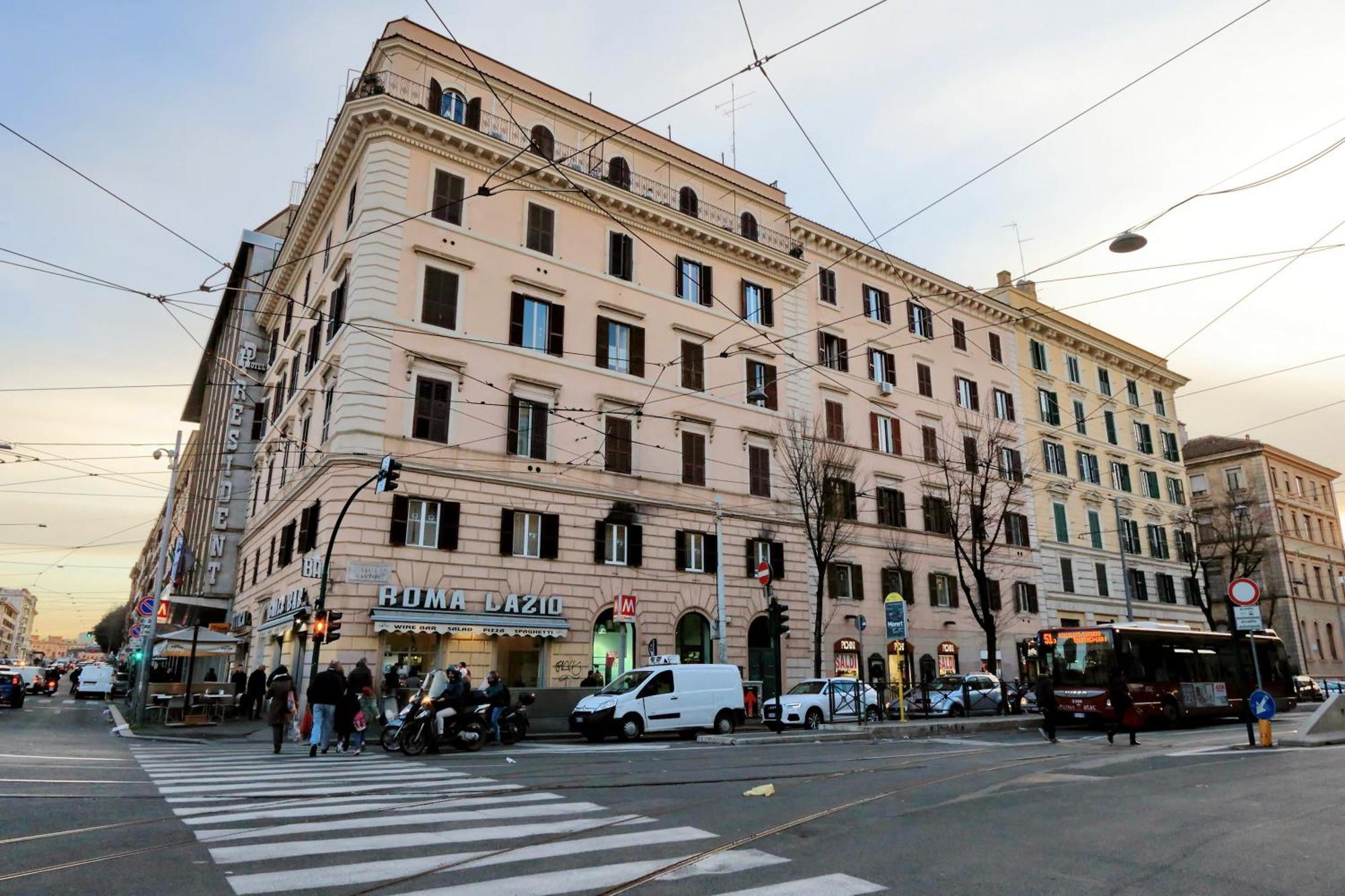 Deza Cozy Place Manzoni Рим Экстерьер фото